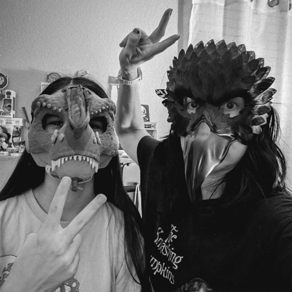 Meet your Posher, Tahlia - Picture 2 of 4